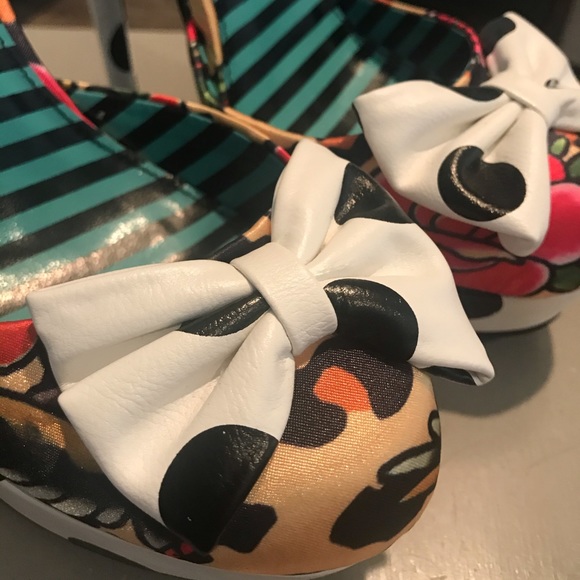 Iron Fist Lounge Days Platform - Picture 2 of 8